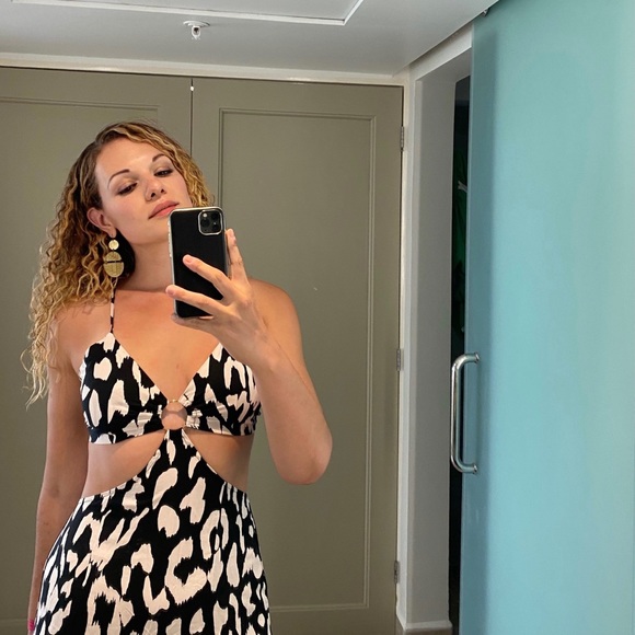 Meet your Posher, Emily - Picture 4 of 6